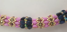Crystal Rose Beads Necklace For Women-  שרשרת קריסטלים וחרוזי ונציה ורוד